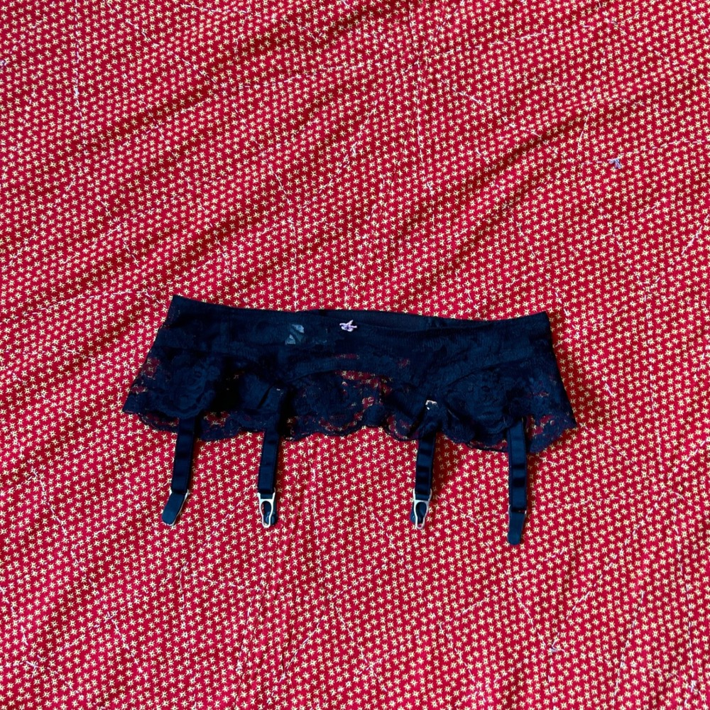 Vintage 1960s 1970s Fredericks of Hollywood Black Lace Garter Belt Small